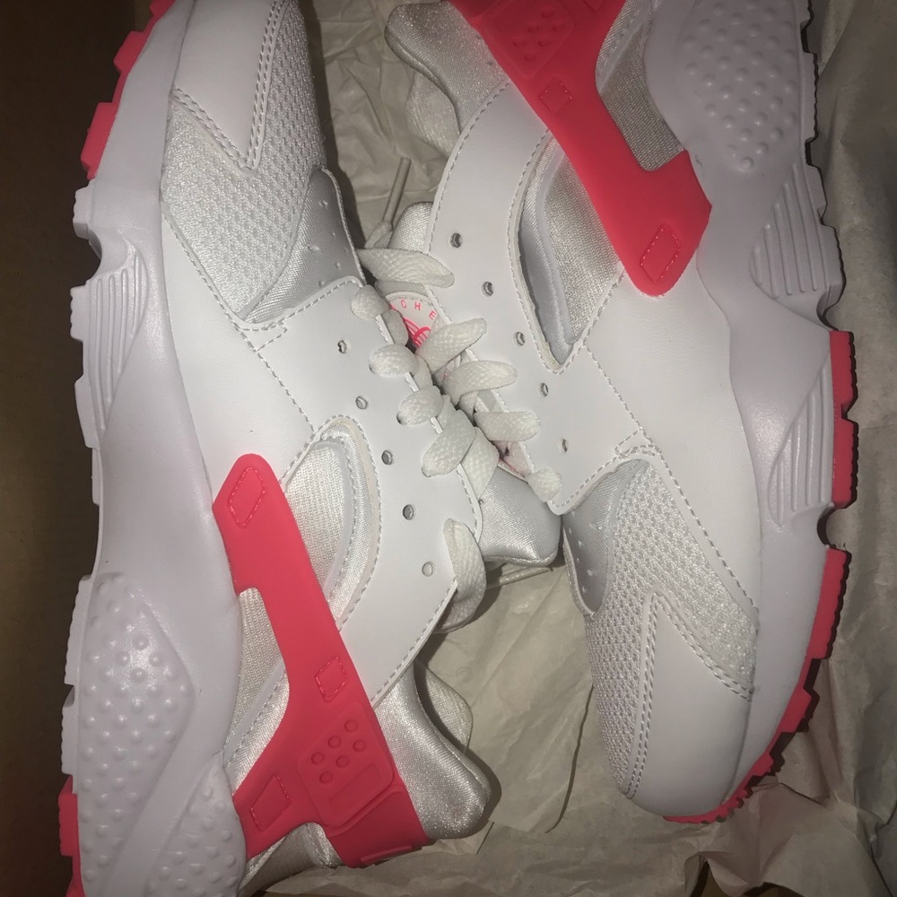 Nike Huarache Run - White/Pink - Picture 4 of 4